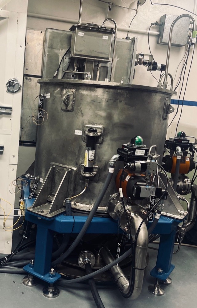 A microreactor vessel in its test cell